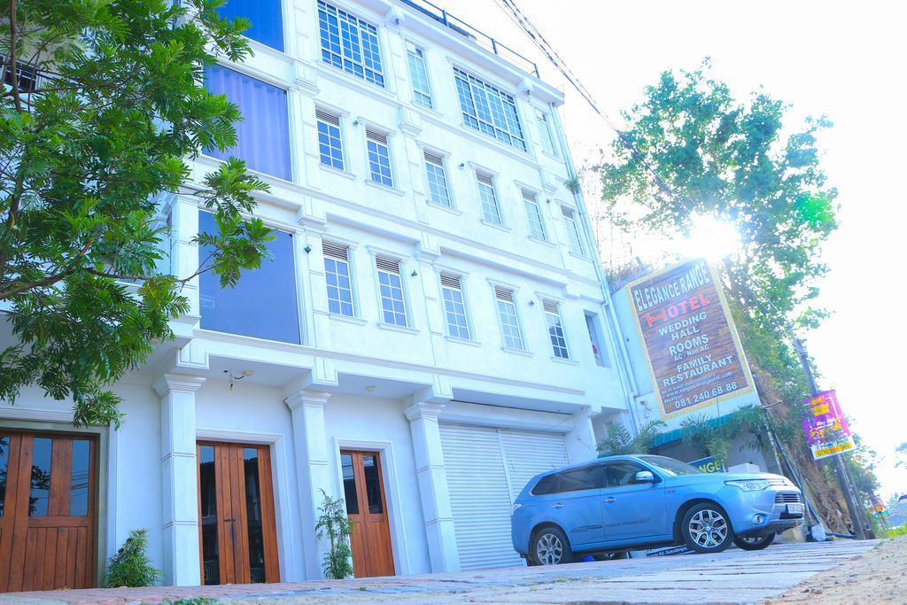 Elegance Range Resort Канди Экстерьер фото